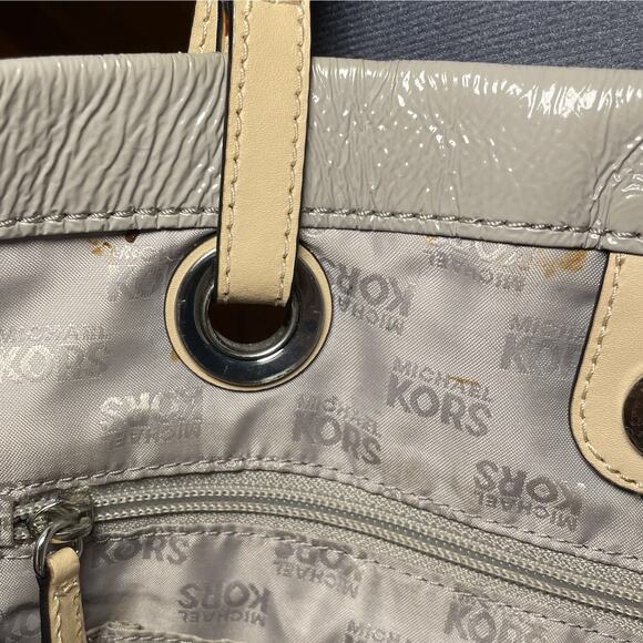 Michael Kors - Medium shoulder tote bag - Light gray - Pre-owned, fair condition - Picture 8 of 10